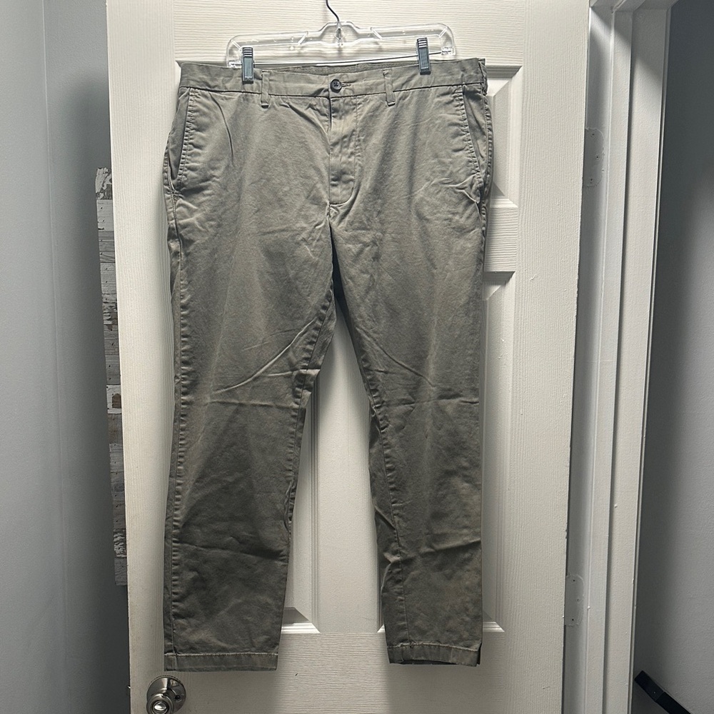 1901 Olive Green Chinos for Men